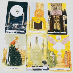 Tarot « je ne suis pas une poupée »